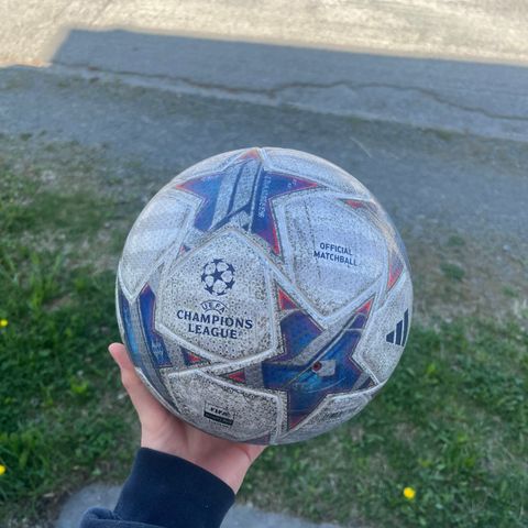 Champions league ball