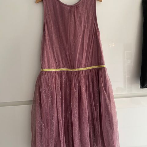 The new kjole i str. 13/14 år
