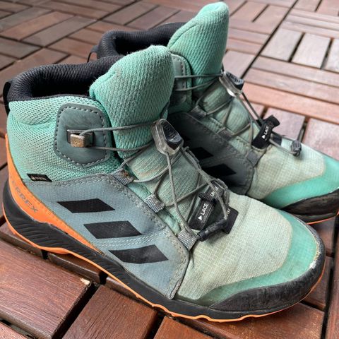 Adidas Terrex tursko