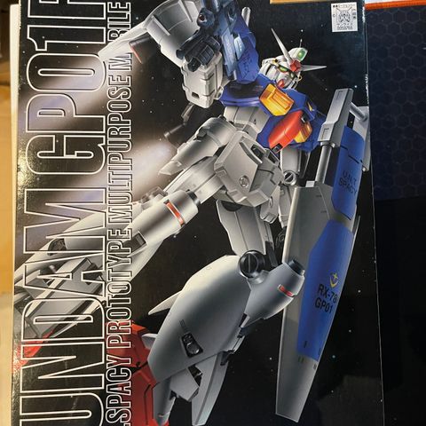 MG 1/100 Gundam GP01Fb