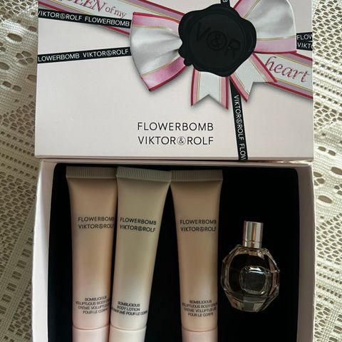 Unik Viktor &Rolf FLOWERBOMB mini sett💕