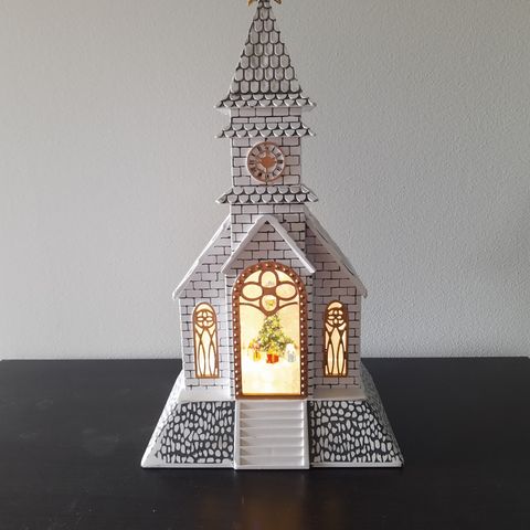 Julepynt : lampa i form av en tempel