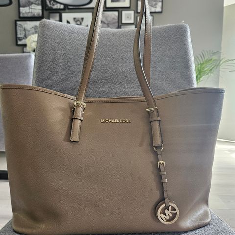 MICHAEL KORS veske