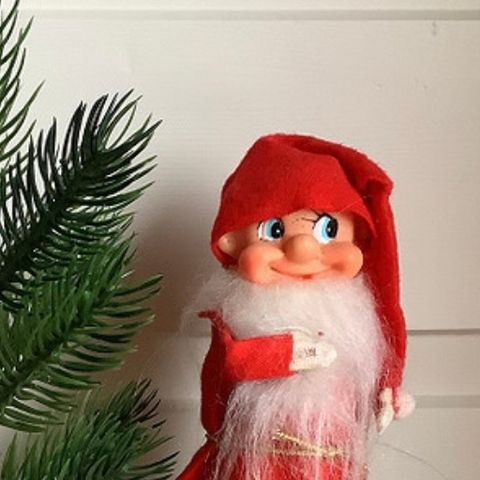 Gladnisse med juletre på Bjørk.  VINTAGE.