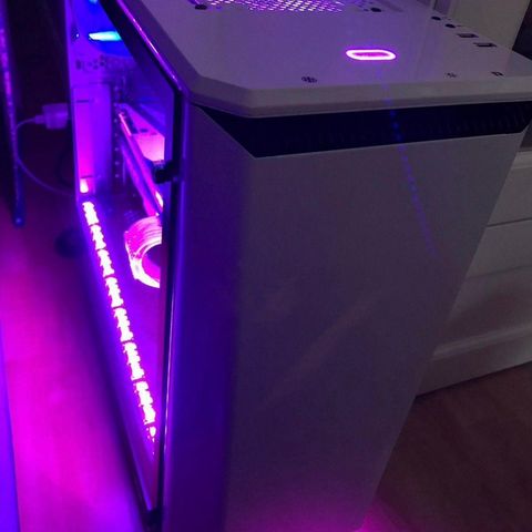 Gaming PC med RTX 2080 ALL WHITE