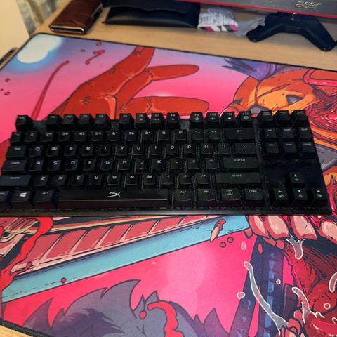 HyperX mekanisk tastatur