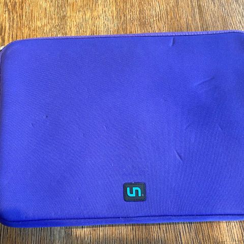 Neopren laptop / iPad case Get Uncommon