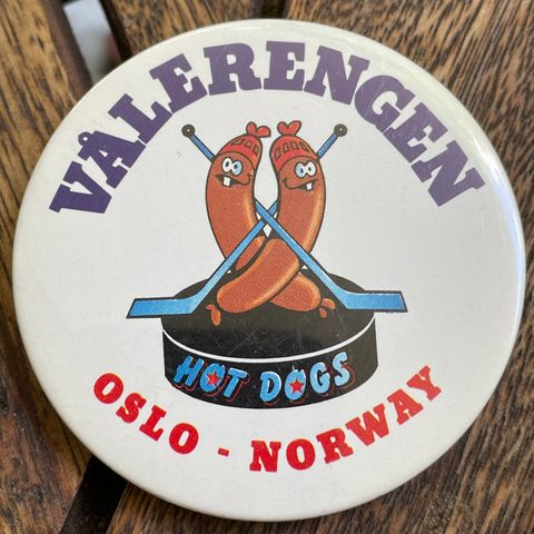 Vålerengen Hot Dogs Oslo Norway button nålemerke
