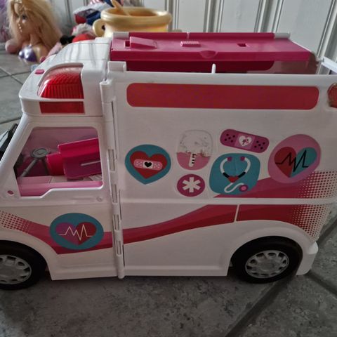 Barbie ambulanse