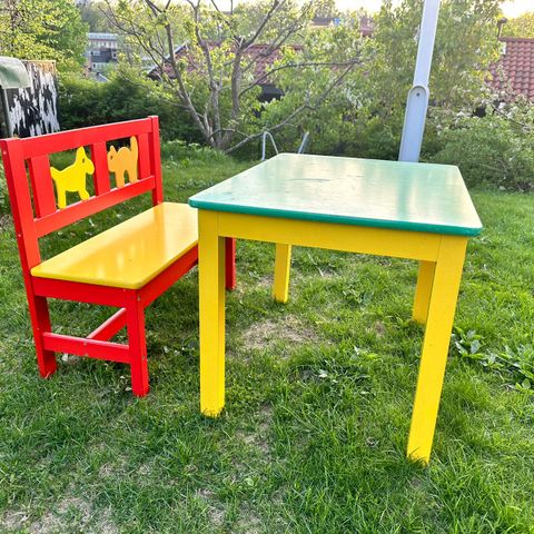 barnebenk + bord