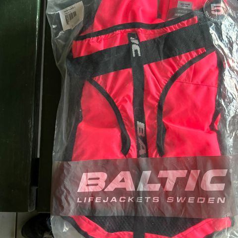 Baltic redningsvest 3-12 kg, ny