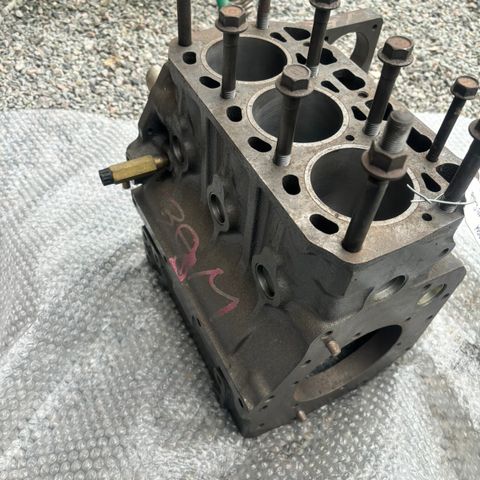 Ny short block Yanmar 3GM motorblokk