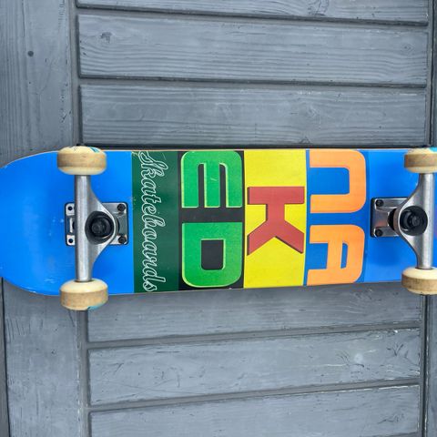 Naked Skateboards - 73 cm