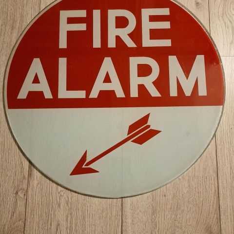 Reklameskilt i glass - Fire alarm