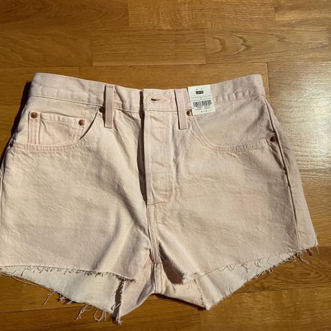 Ny LEVIS 501 lyserosa shorts w30