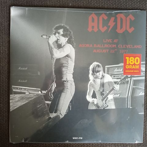 AC/DC Live at Agora Ballroom Cleveland 1977