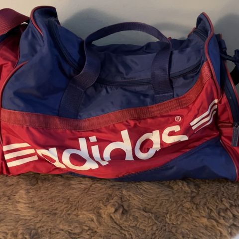 Gammel fin adidasbag