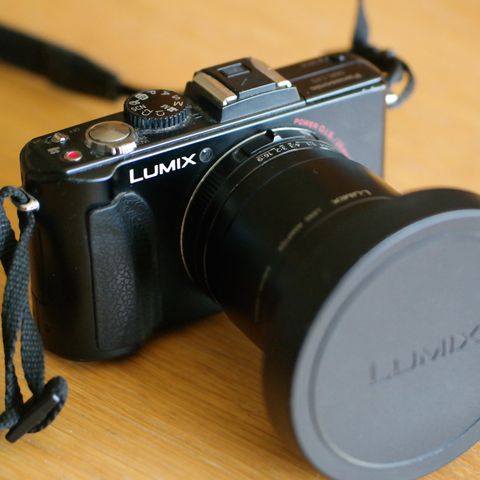 Panasonic Lumix DMC-LX5 med 46-52mm lumix linse