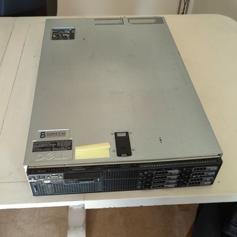Dell Poweredge R710 2U rimelig server