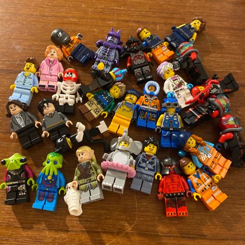 Diverse lego figurer til salg