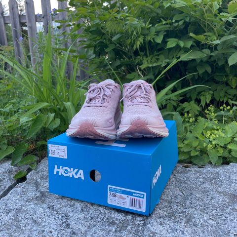 Hoka Clifton 9 str 39 1/2