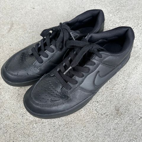 Nike SB Force 58 PRM str 41