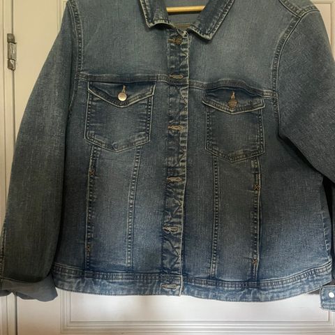 Denim jakke m/stretch str 48