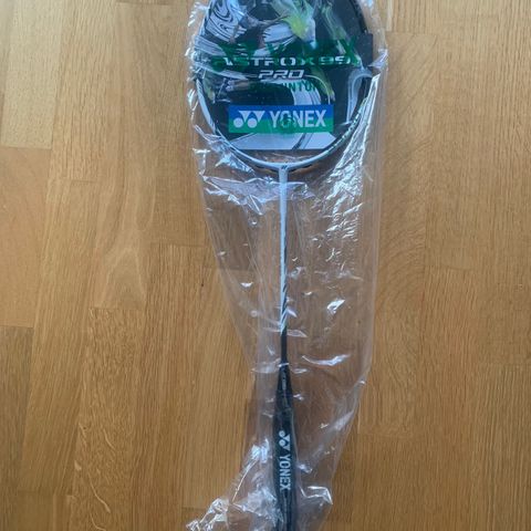 Ny badminton racket, Yonex Astrox 99 pro. kr 1600