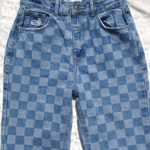 Cropp rutete mom jeans str 38 / M. (målt lengde L33)