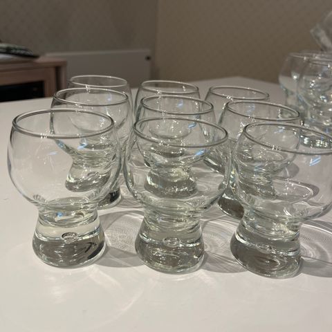 9 vintage Kosta Boda glass, Rondo selges