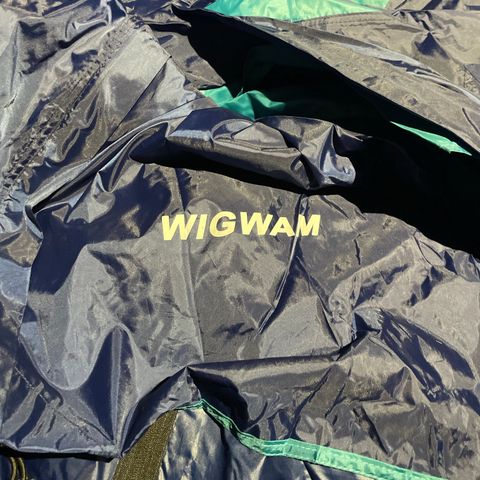 Wigwam telt med 2 (3?) rom selges