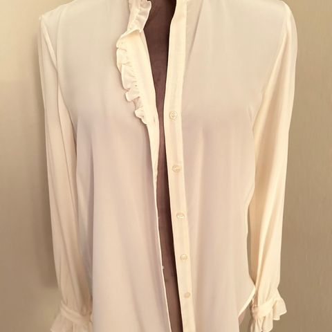 Ny bluse , silk, fra Sandro, fransk merke, str.2 (S/M)