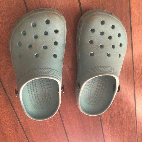 Crocs