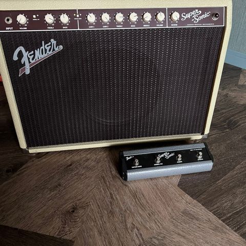 Fender Supersonic 22