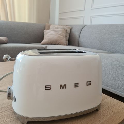 Smeg brødrister hvit