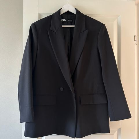 Oversized blazer fra Zara, str. S