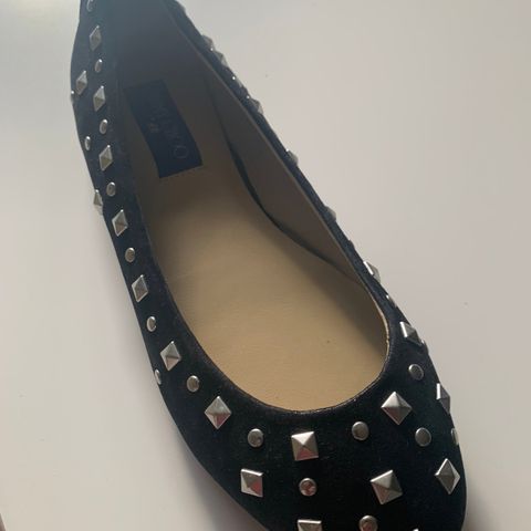 Jimmy Choo for H&M ballerina flats, str 37 s kr 300,-