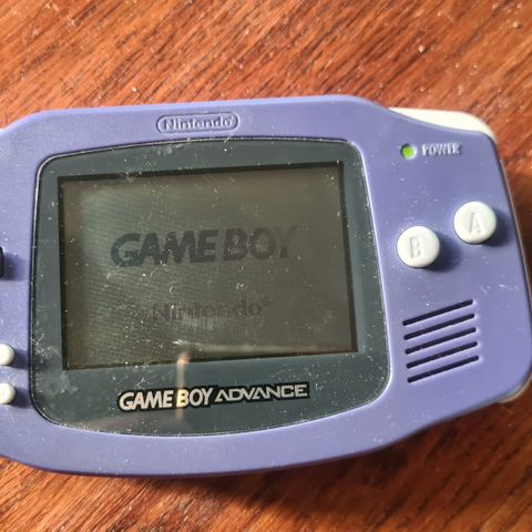 Gameboy Advance med Namco Museum spill