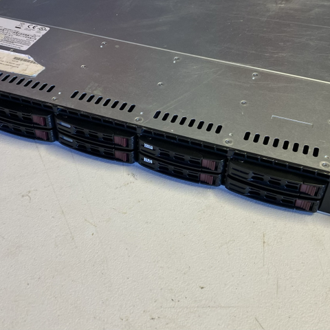 Supermicro 1U - 10bay 2.5" SSD/NVMe med 128GB DDR4 RAM