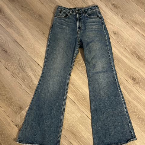 Levis high flare