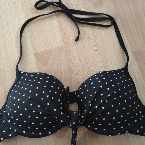 Halterneck bikinitopp fra FatFace