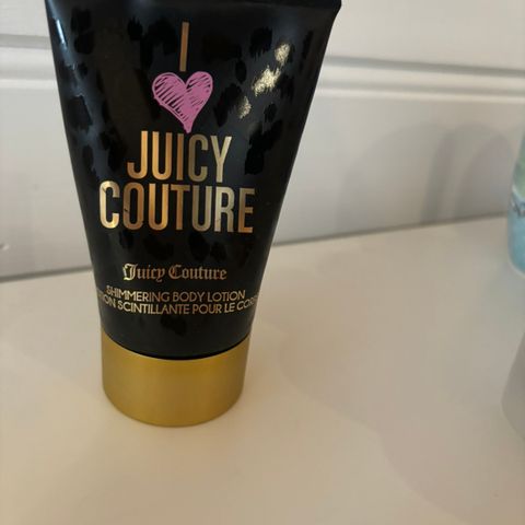 Juicy Couture Shimmering Body Lotion