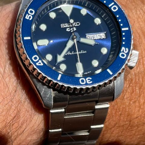 Seiko 5 sports