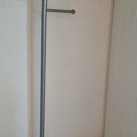 Stumtjener/ garderobe