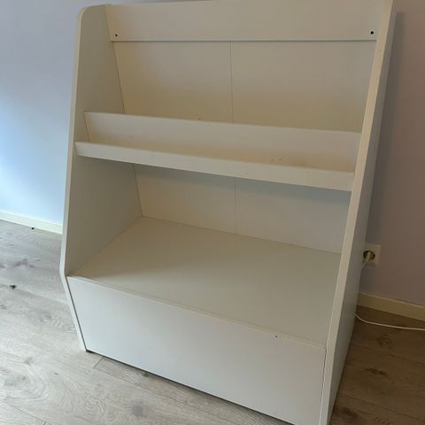 IKEA Bergig Bokstativ