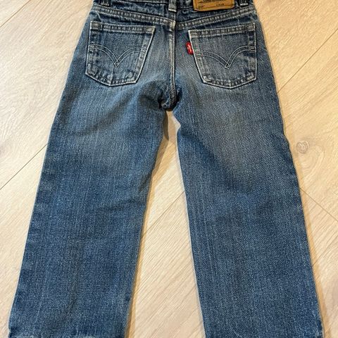 Levi’s 549 str 4