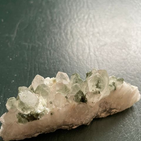 Bergkrystall fra Halden (Stein, mineraler, krystaller)