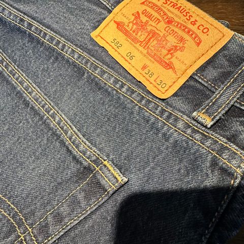 Levis 582 38/30