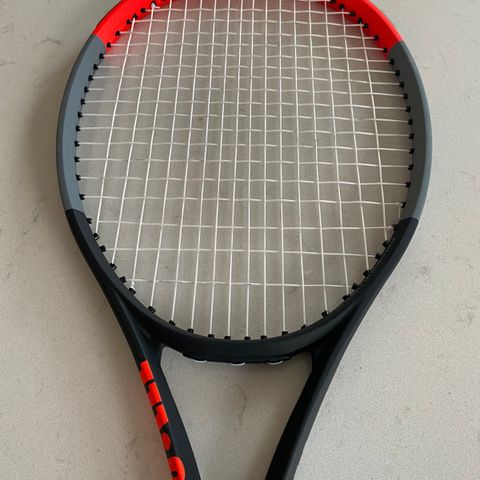 Wilson Clash Pro v1 tennisracket