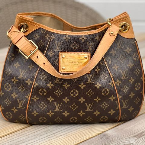 Louis Vuitton vintage monogram Galliera PM